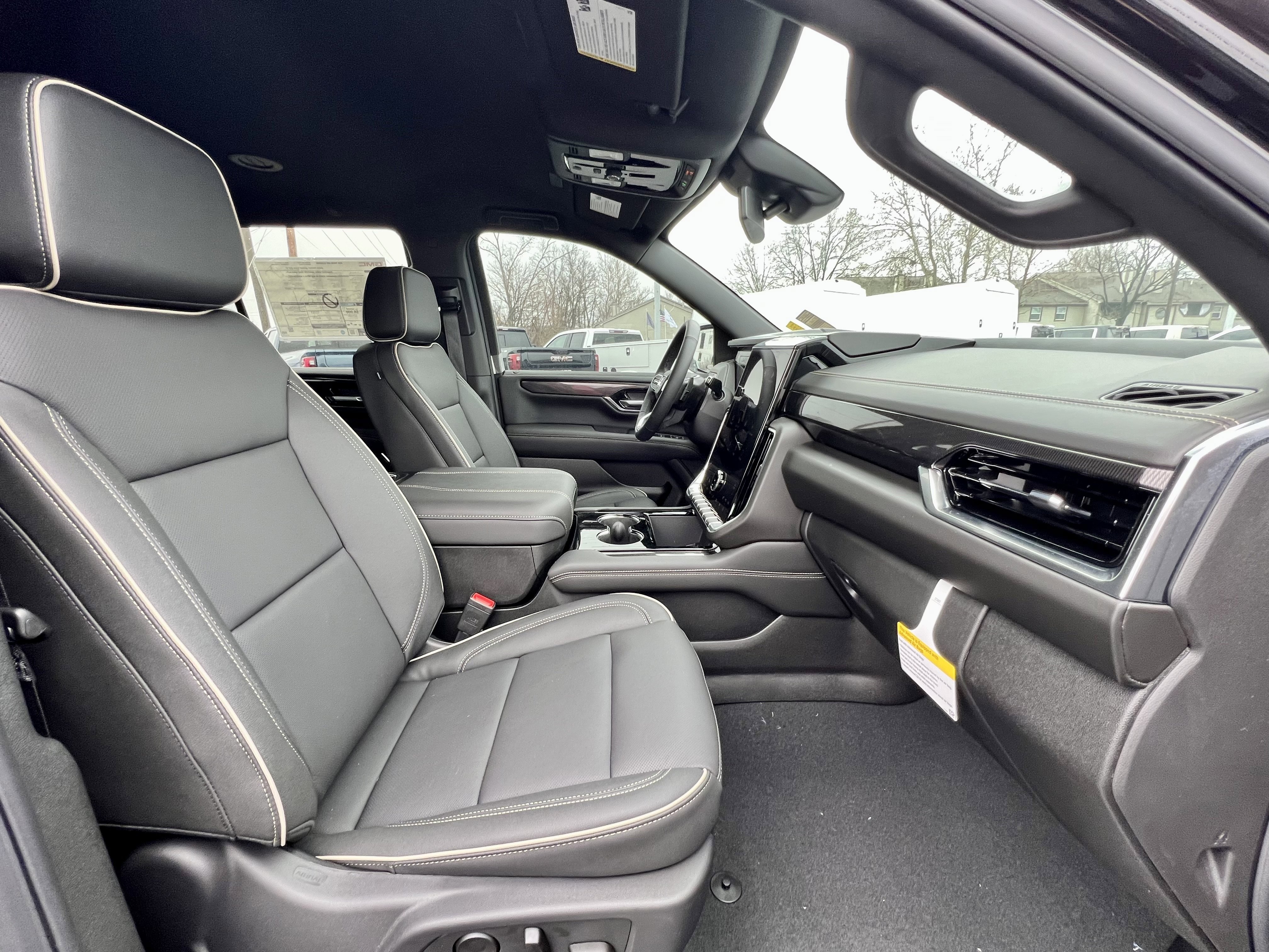 New 2026 Onyx Black GMC Elevation image 36