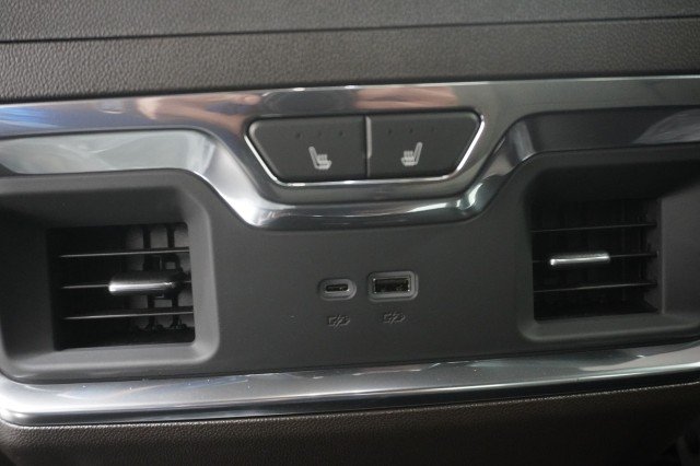 2026 GMC Sierra 1500 SLT - Photo 26