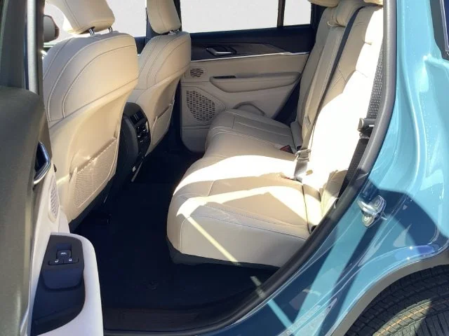 New 2027 Steel Blue Jeep LIMITED 4X4 image 14