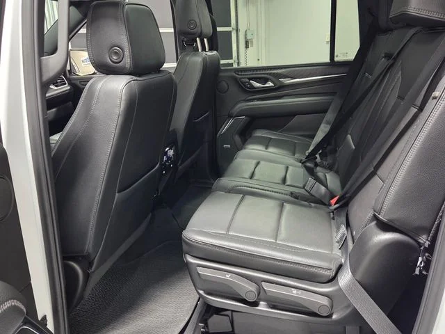 Used 2024 White GMC Denali image 6