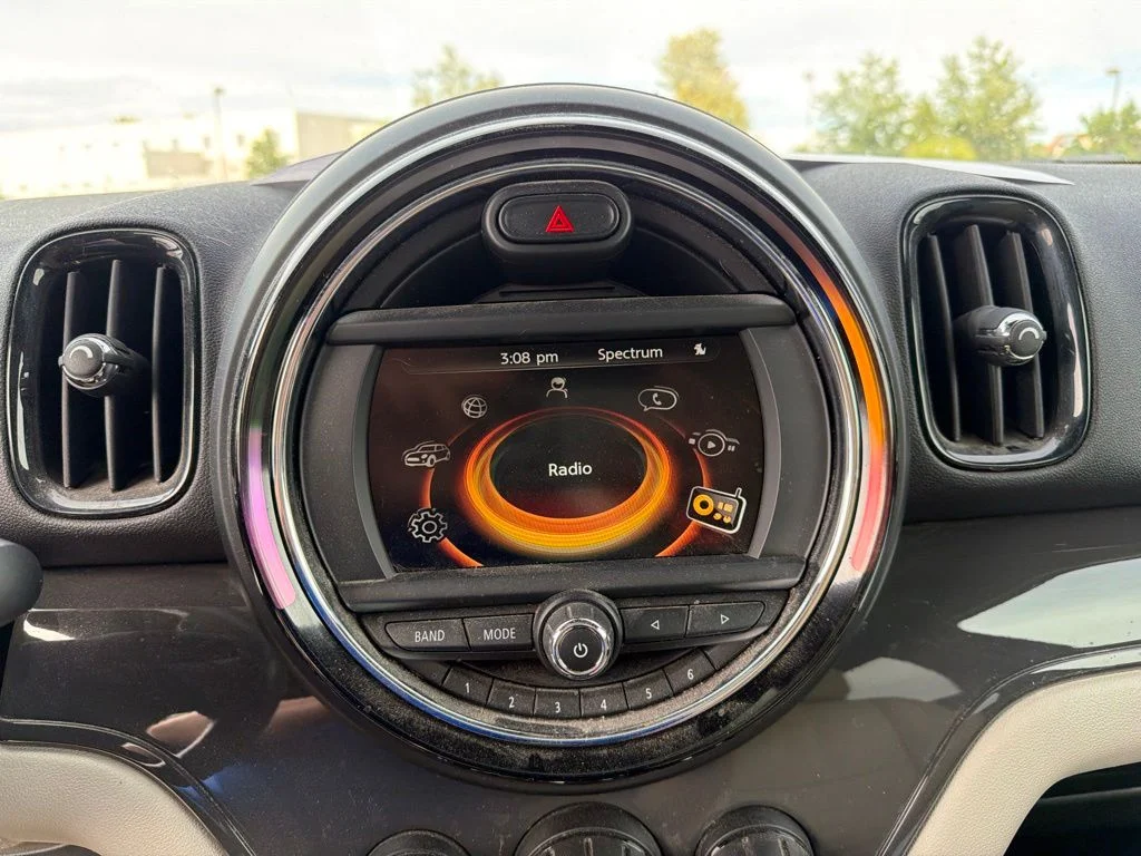 Used 2017 Green MINI  image 14