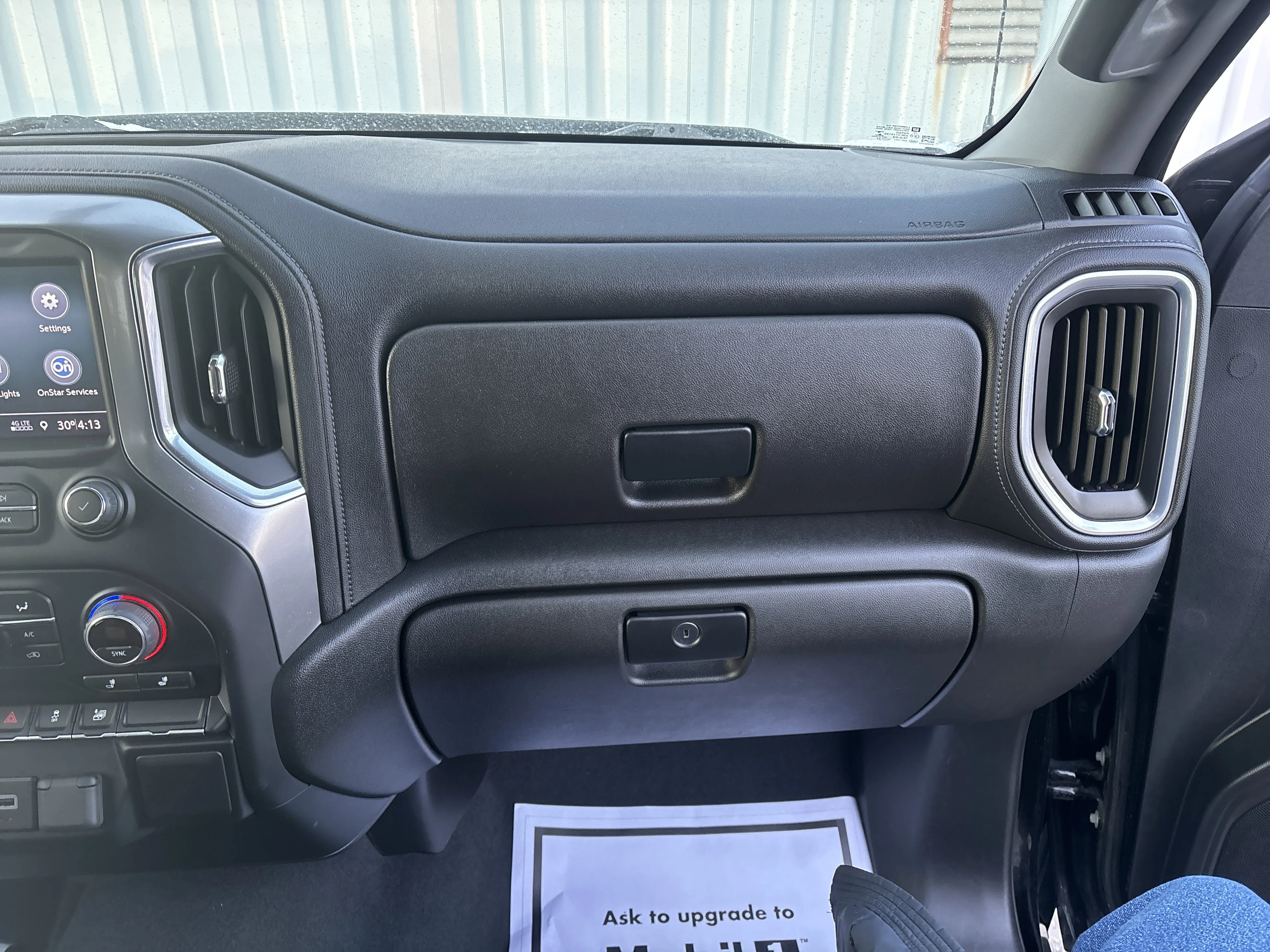 2022 Chevrolet Silverado 1500 LT - Photo 15