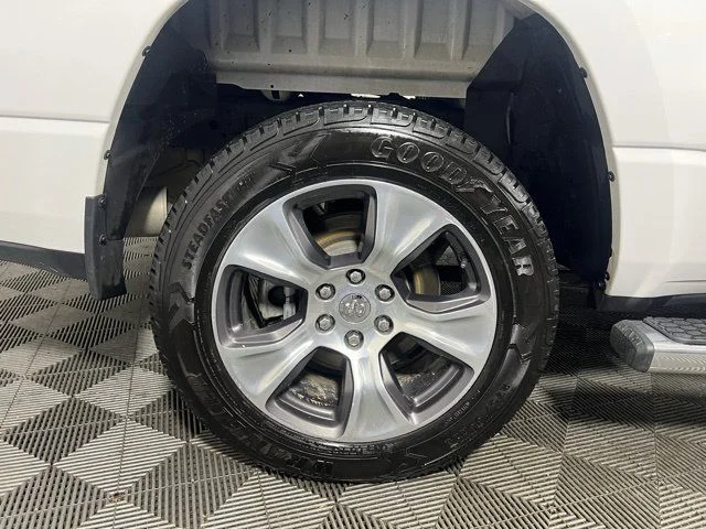 Used 2023 White Ram Laramie image 9