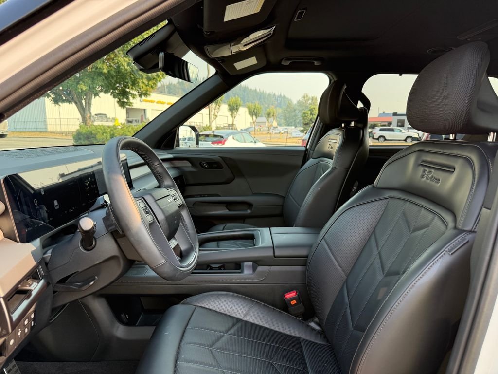 Certified Used 2027 White Kia X-Line SX image 17