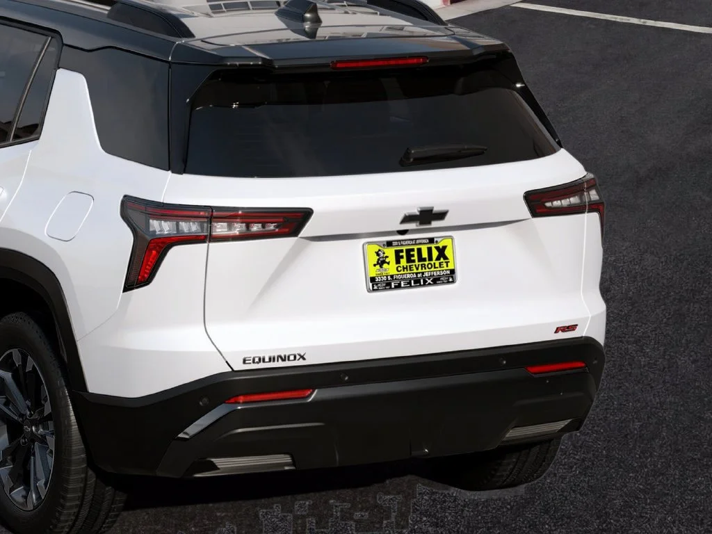 New 2027 Polar White Tricoat Chevrolet RS image 7