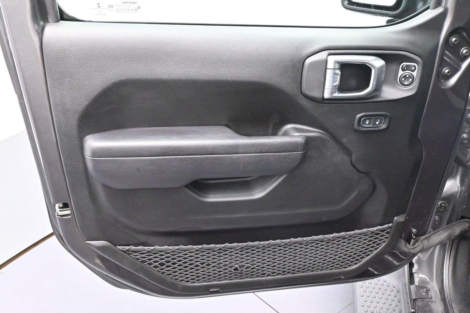 Used 2022 Granite Crystal Metallic Clearcoat Jeep Unlimited Sport S image 11