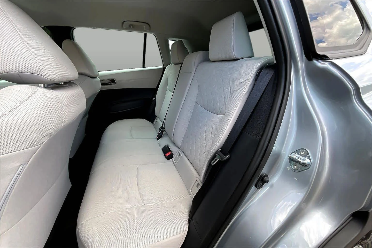 Used 2026 Sonic Silver Toyota L image 19