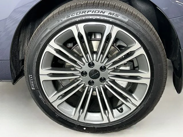 New 2026 Blue Land Rover Dynamic SE image 28