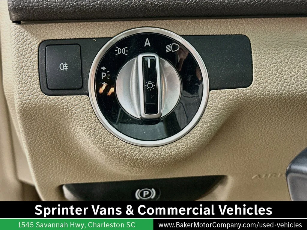 Used 2011 Black Mercedes-Benz C 300 image 11