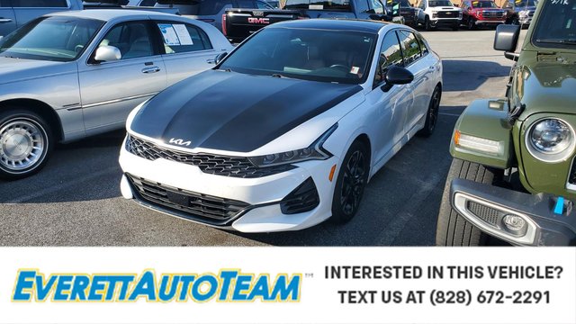 2022 Kia K5 GT-Line
