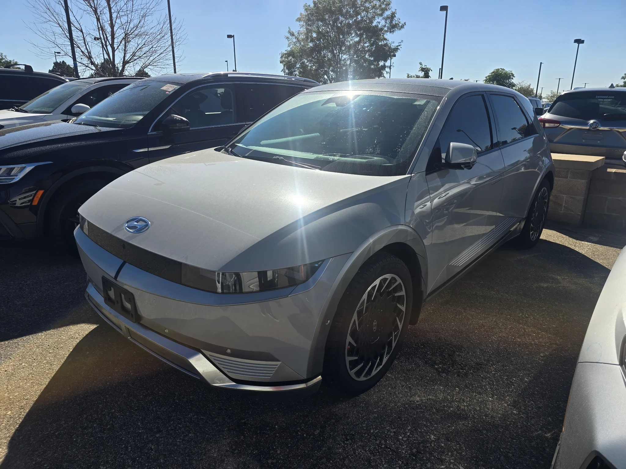 Used 2024 Cyber Gray Hyundai Limited image 12