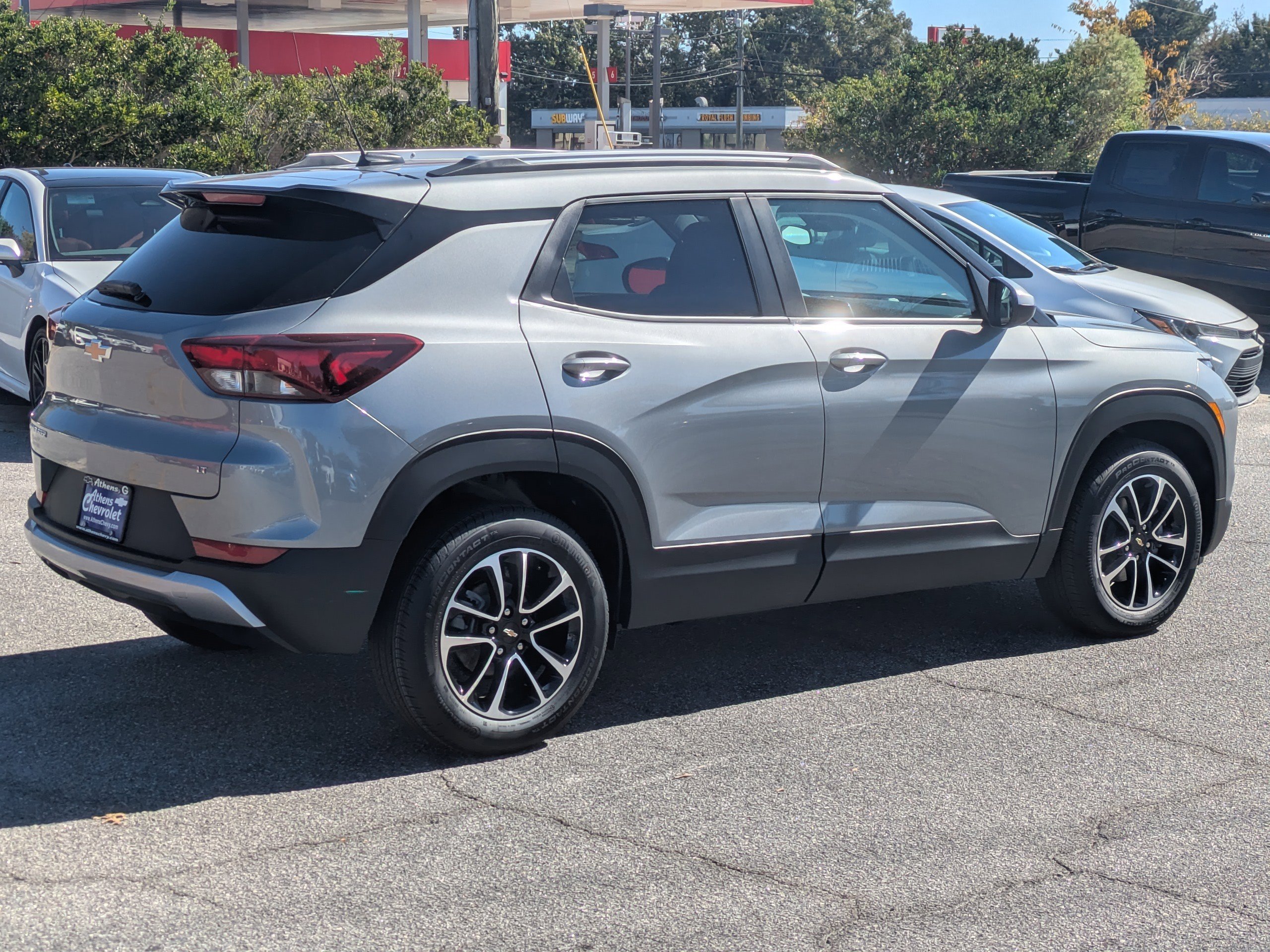 2026 Chevrolet Trailblazer LT photo 2