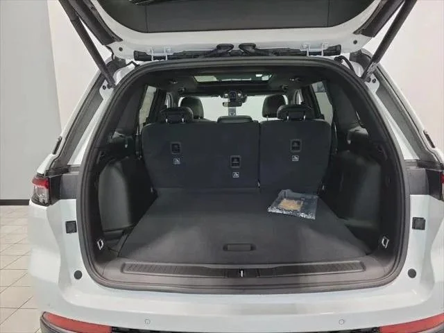 New 2026 White Jeep Limited image 8