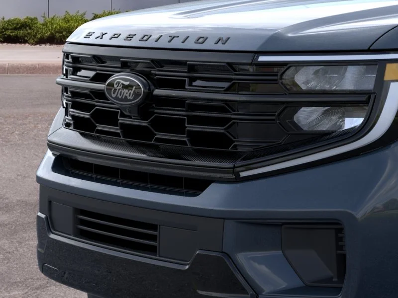New 2026 Blue Metallic Ford Platinum image 40