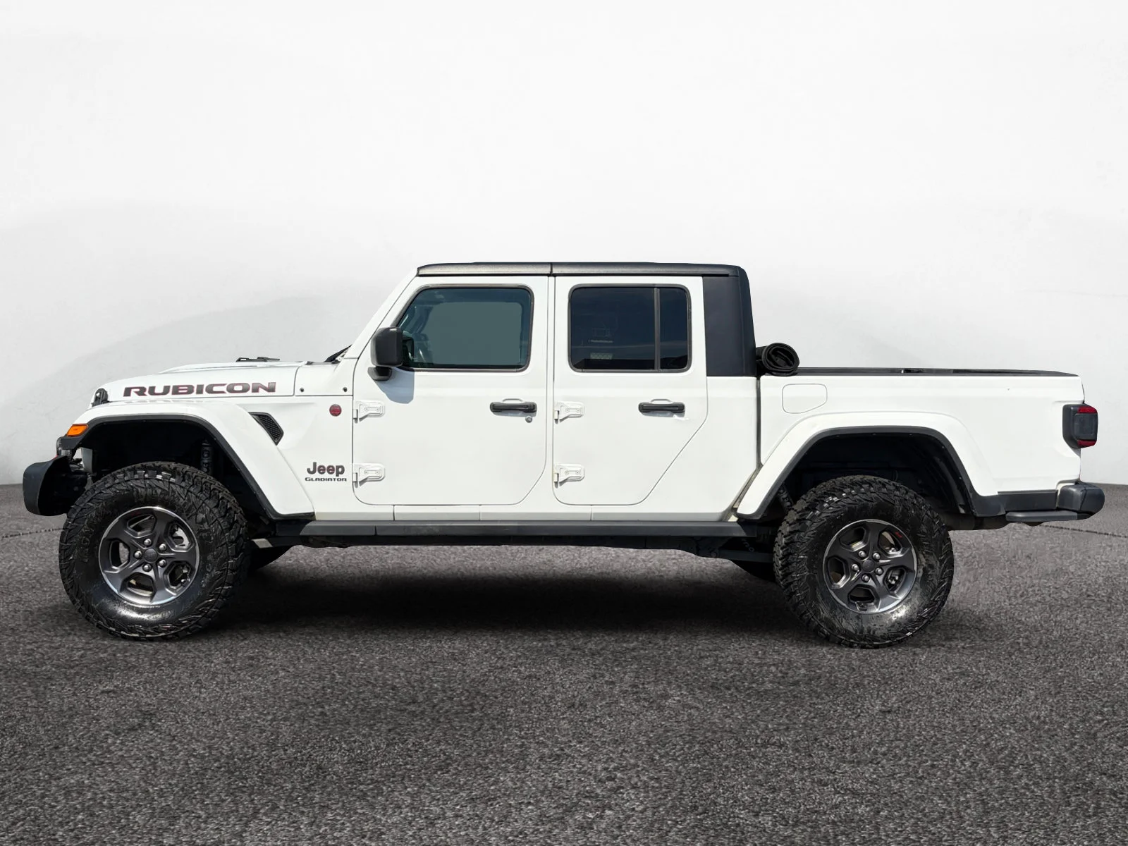 Used 2020 White Jeep Rubicon image 2