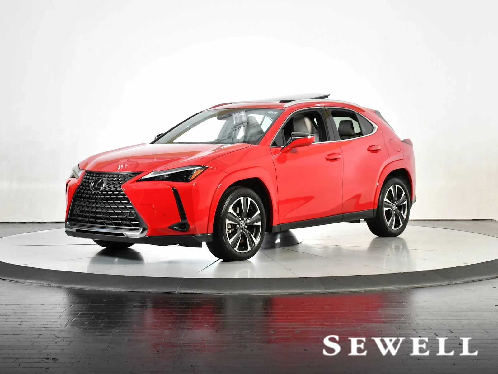 2025 Lexus UX Hybrid 300h Premium | CarEdge | CarEdge