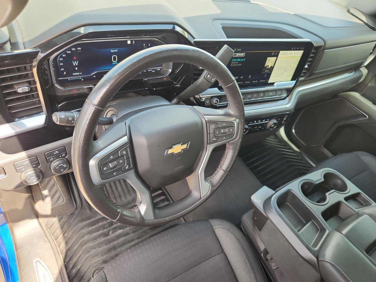 2022 Chevrolet Silverado 1500 LT - Photo 10