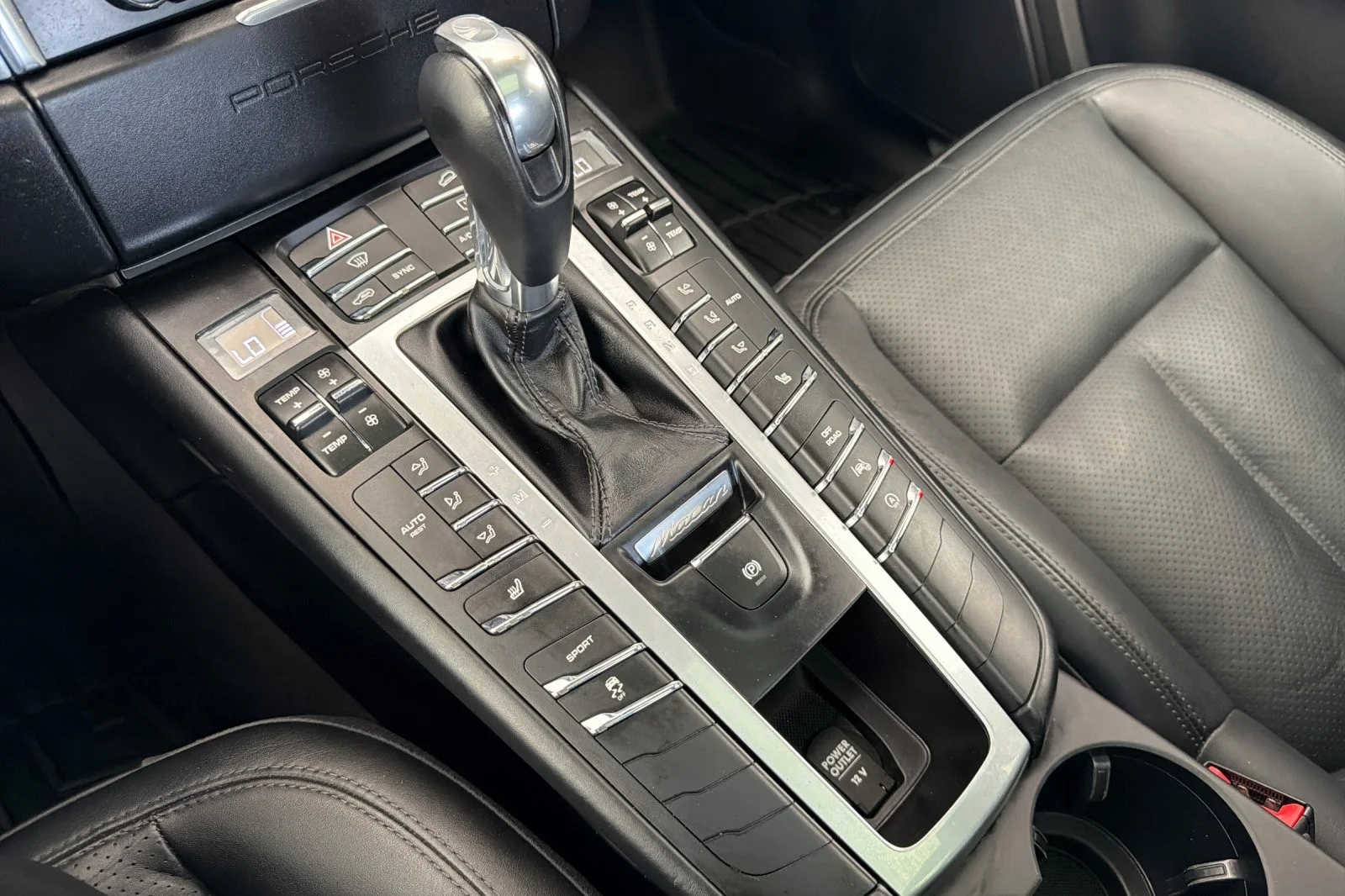 Used 2018 GRAY Porsche S image 20