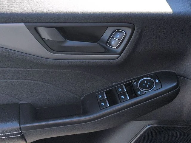 Used 2023 Gray Ford Active image 13