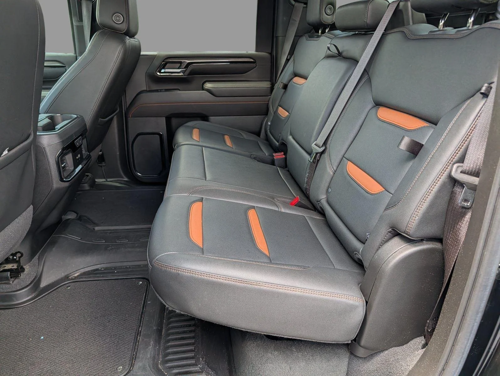 Used 2024 Onyx Black GMC AT4 image 36