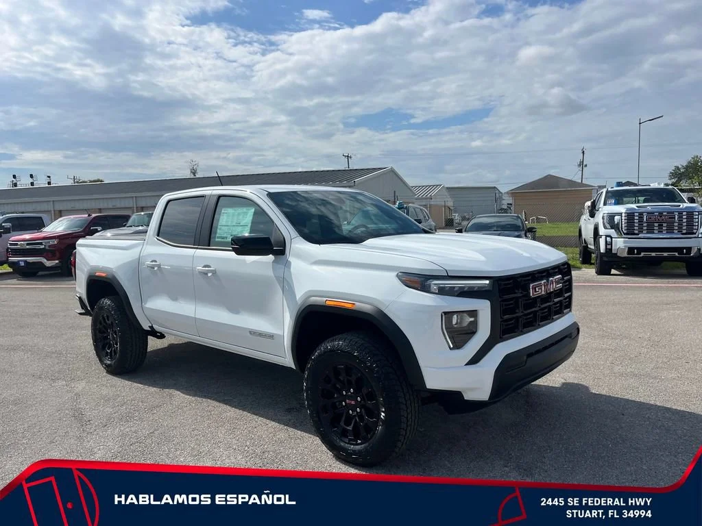 New 2026 Summit White GMC Elevation image 2