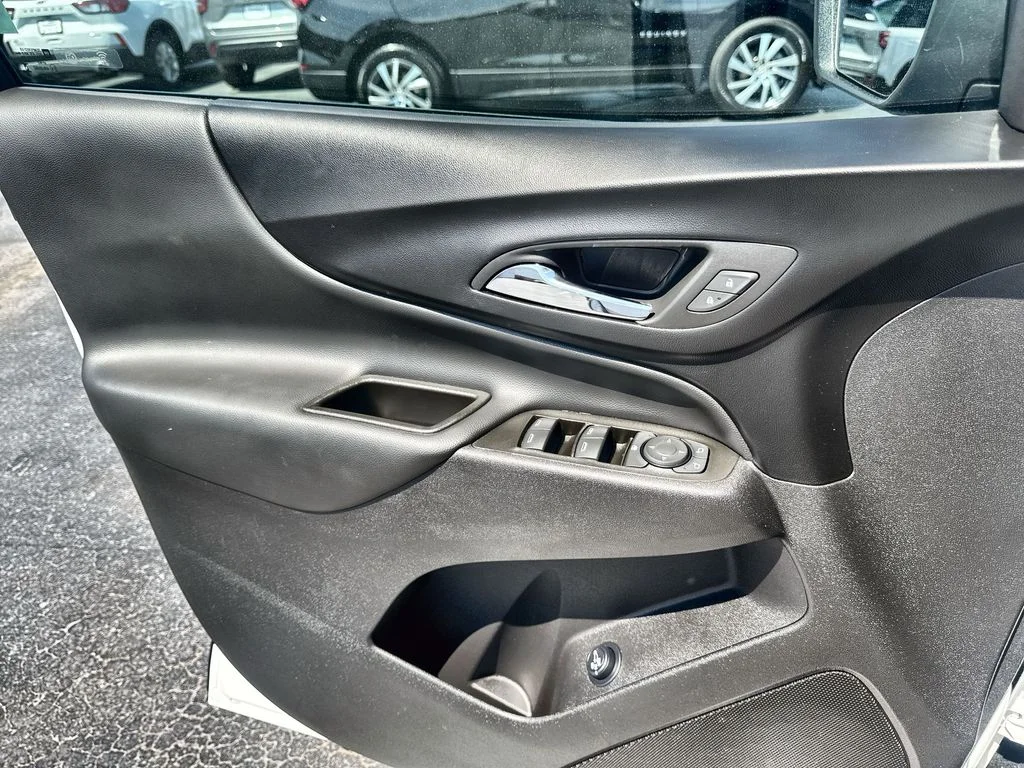 Used 2024 White Chevrolet LT image 13