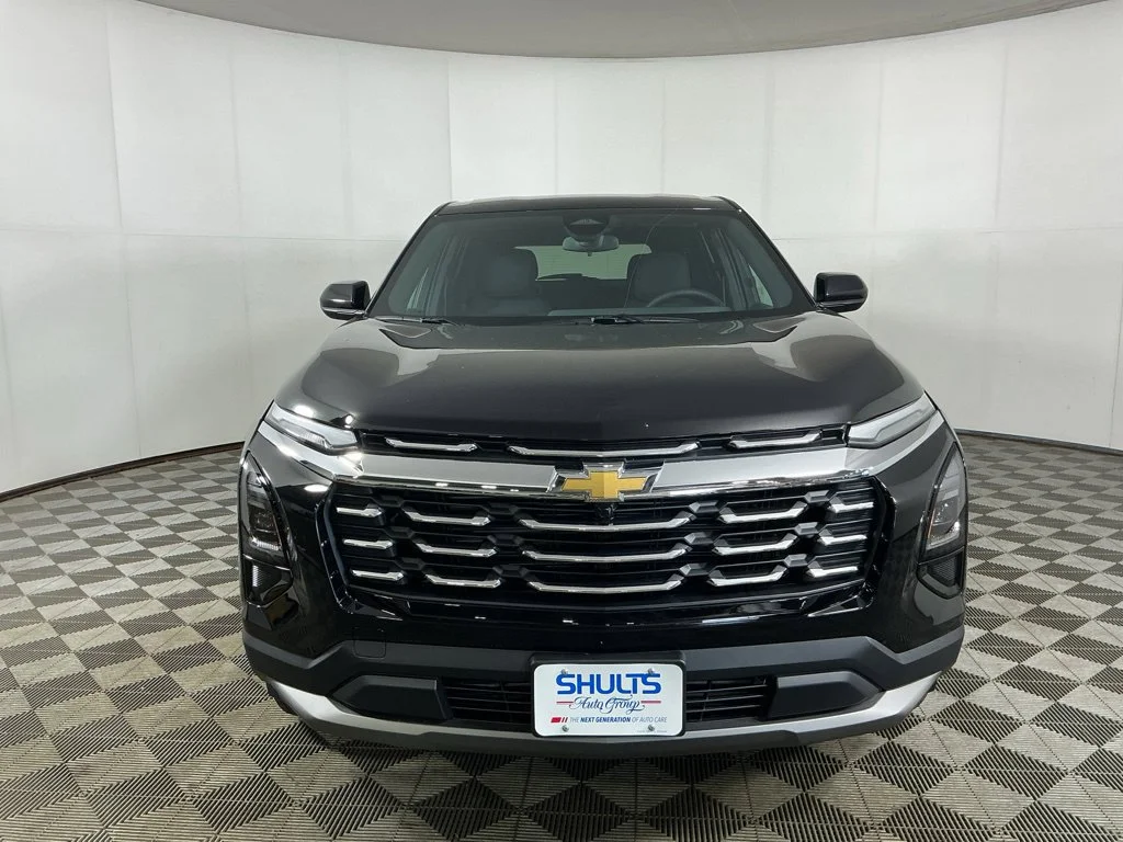 New 2027 Mosaic Black Metallic Chevrolet LT image 2