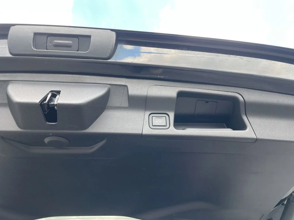 Used 2023 Black GMC SLE image 36