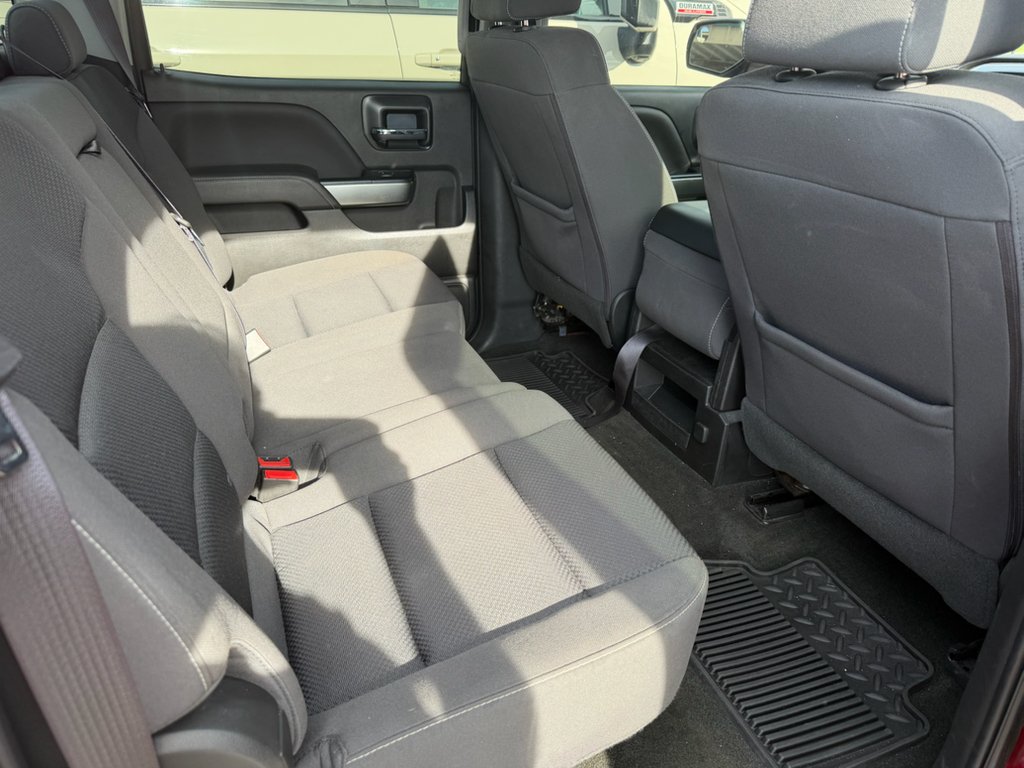 Used 2017 SIREN RED TINTCOAT Chevrolet LT image 5