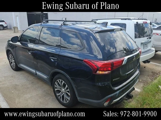 Used 2017  Mitsubishi ES image 3
