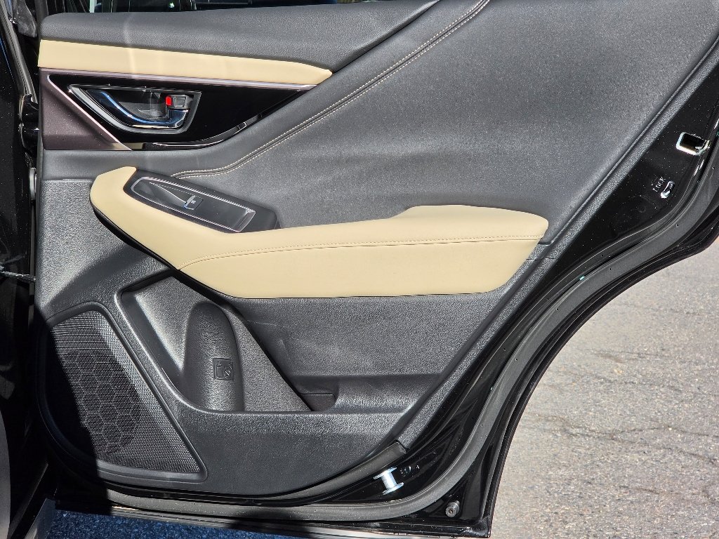2025 Subaru Outback Limited - Photo 31