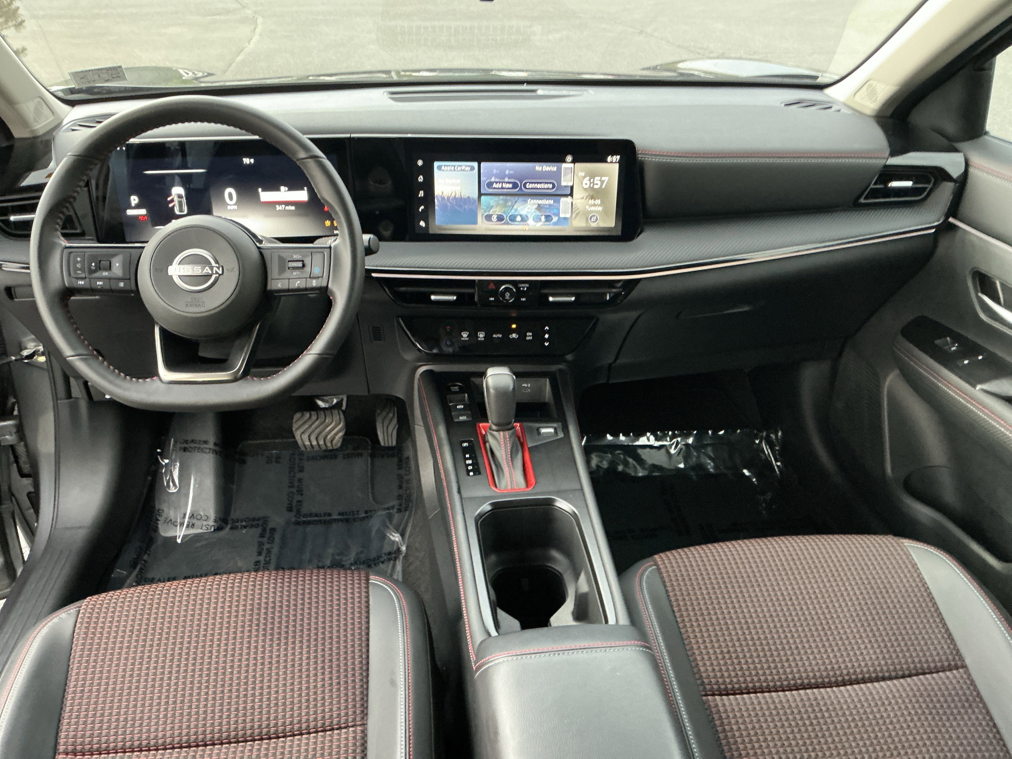 Used 2025 Gun Metallic/Super Black Nissan  image 11