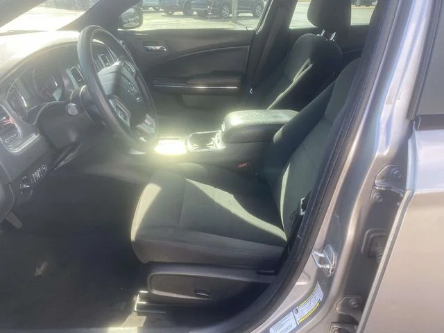 Used 2013 Silver Dodge SE image 11