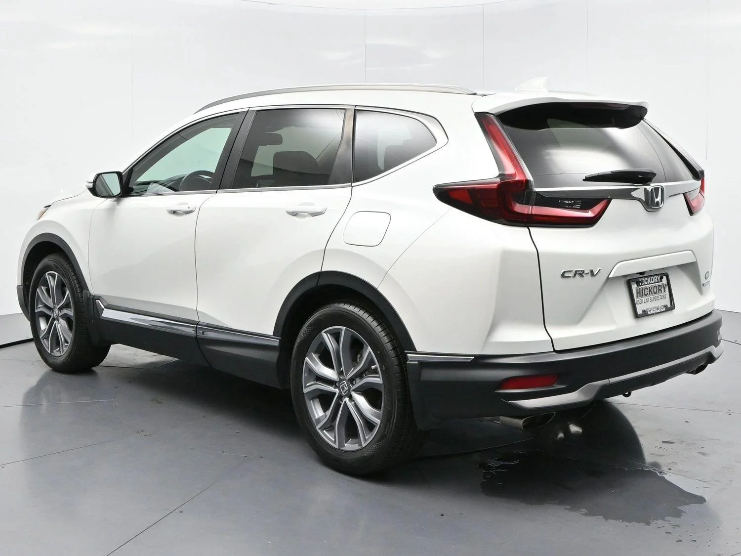 Used 2020 Platinum White Pearl Honda Touring image 5