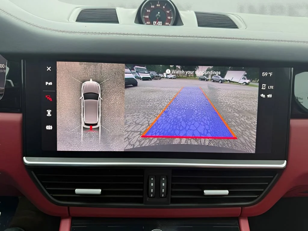 Used 2022  Porsche Turbo image 18