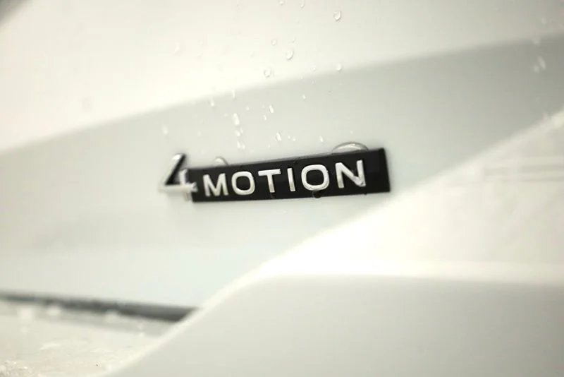 New 2026 White/off-white Volkswagen 2.0T SE image 38