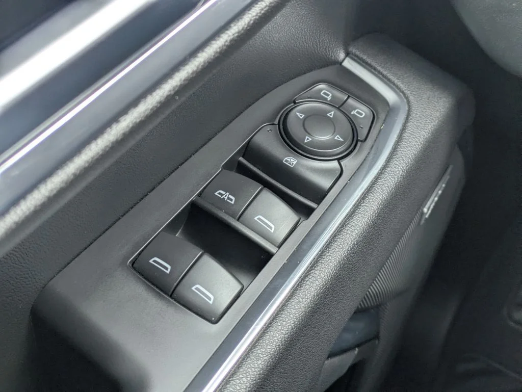 Used 2025 Blue Chevrolet RST image 23