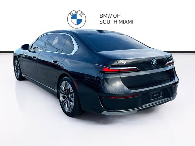 Certified Used 2024 Gray BMW xDrive60 image 5