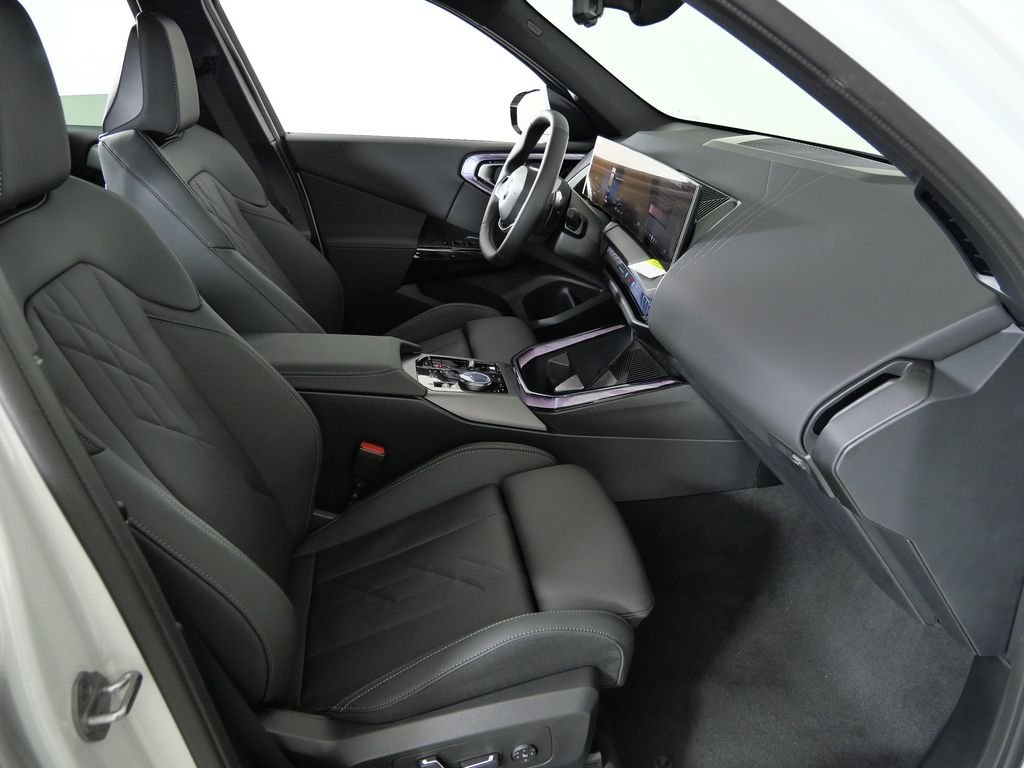 Used 2026 Mineral White Metallic BMW 30 xDrive image 20
