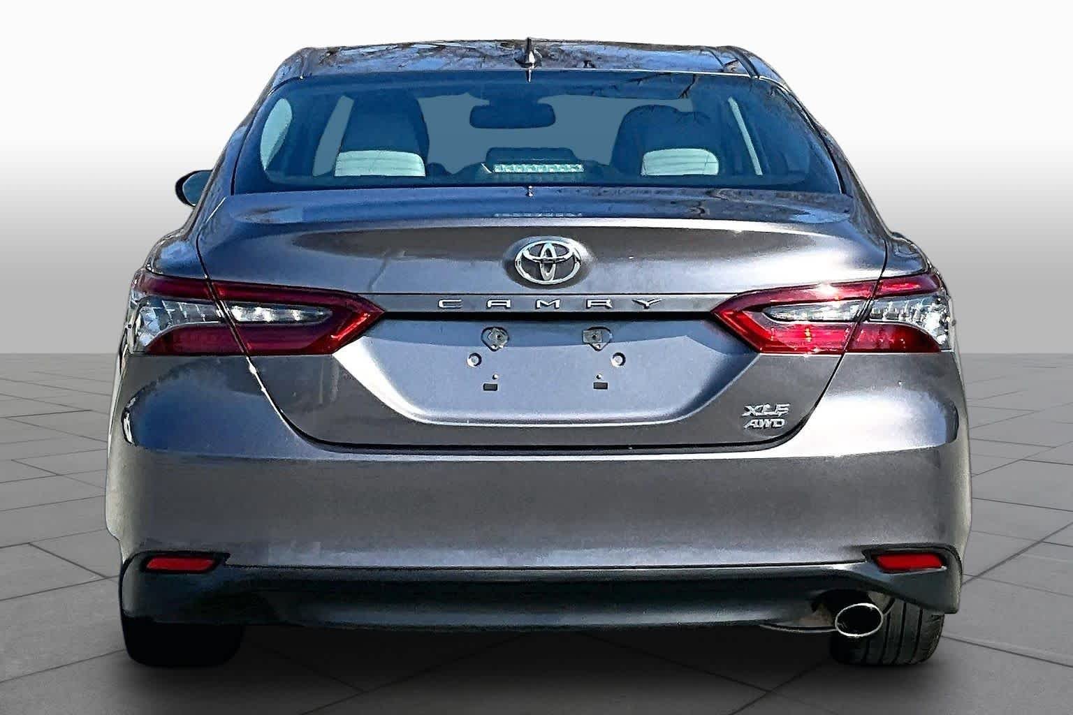 Used 2024 Predawn Gray Mica Toyota XLE image 5