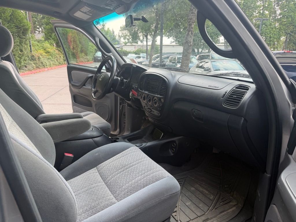 Used 2006  Toyota  image 19