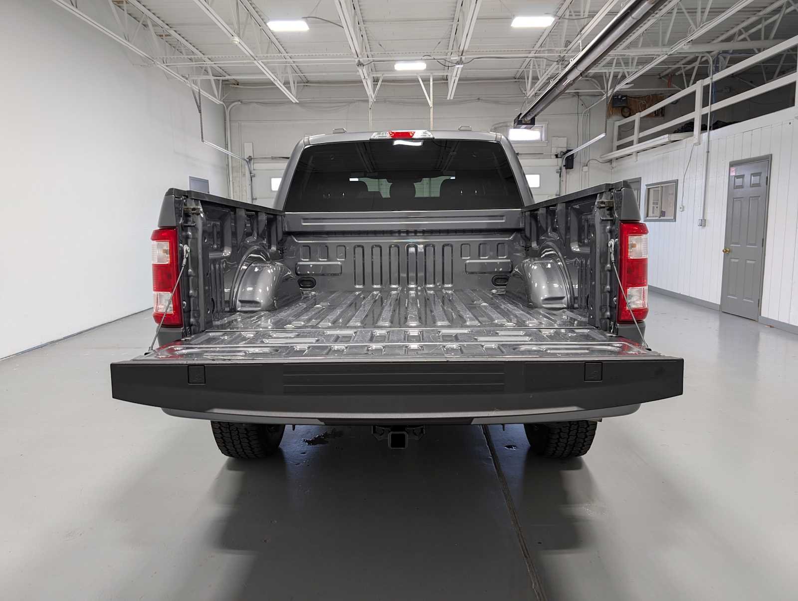 Used 2023 Carbonized Gray Ford XL image 38