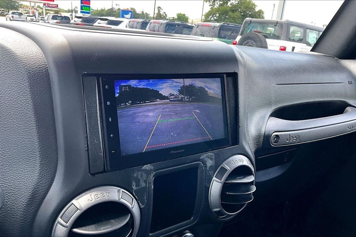 Used 2017 Black Jeep Sport image 19
