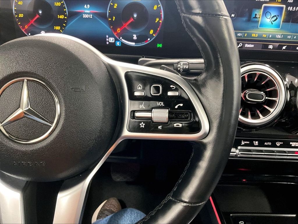 Used 2023 White Mercedes-Benz GLB 250 image 24