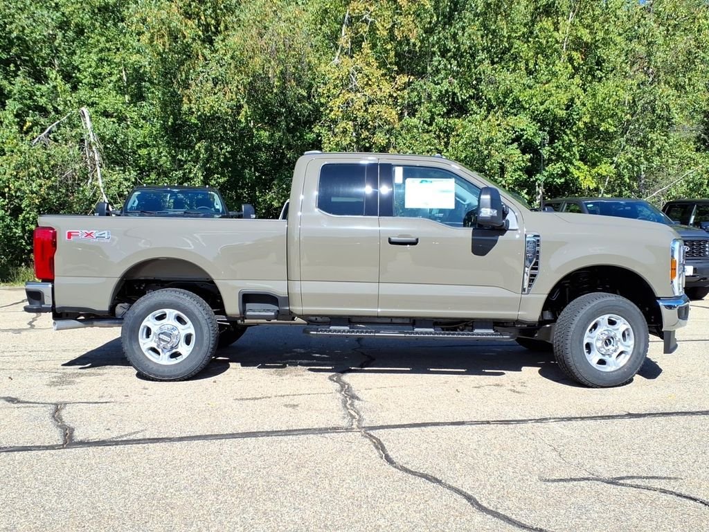 New 2027 Marsh Gray Metallic Ford F-350® XLT image 4