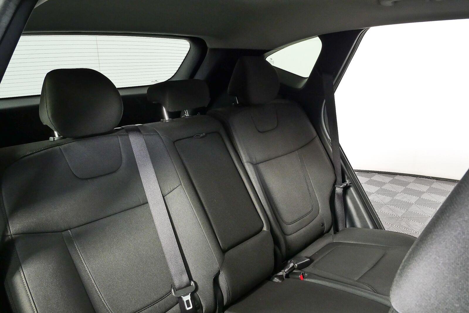 Used 2022 Portofino Gray Hyundai SEL image 20