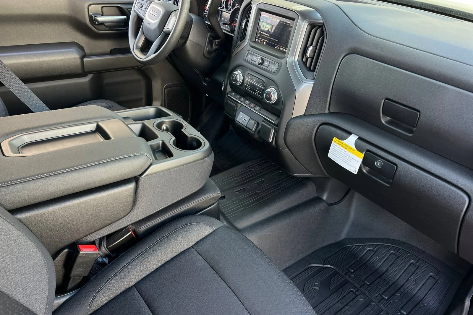 2026 GMC Sierra 1500 Pro - Photo 9