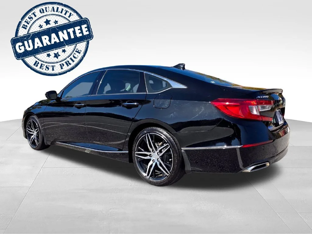 Used 2021 Black Honda Touring image 5