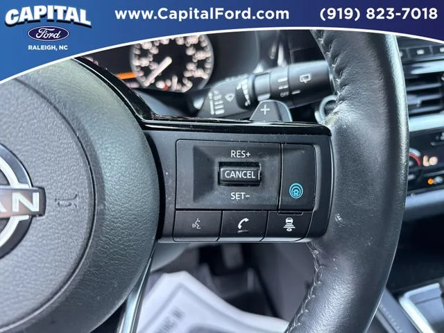 Used 2022 Gray Nissan SL image 23