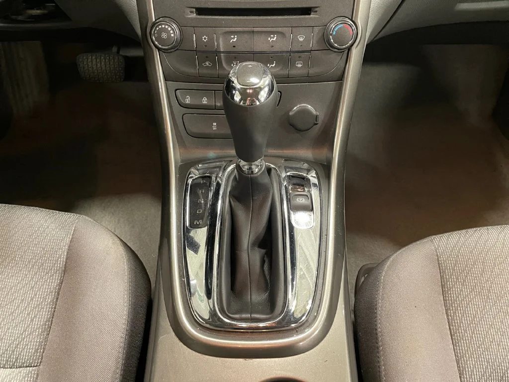 Used 2013 Champagne Silver Chevrolet LS image 11